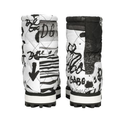 dolce gabbana moonboots